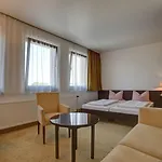 Trip 3* Κρέφελντ