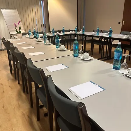 Trip Отель Крефельд