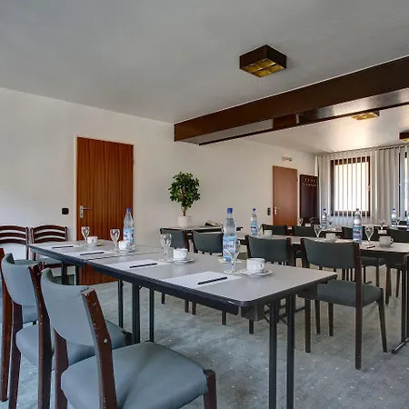 Hotel Trip 3*
