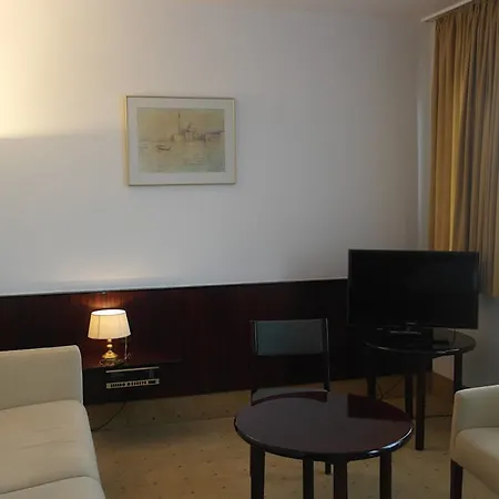Trip Hotel 3*