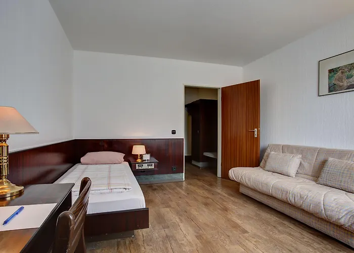 Hotel Trip 3*